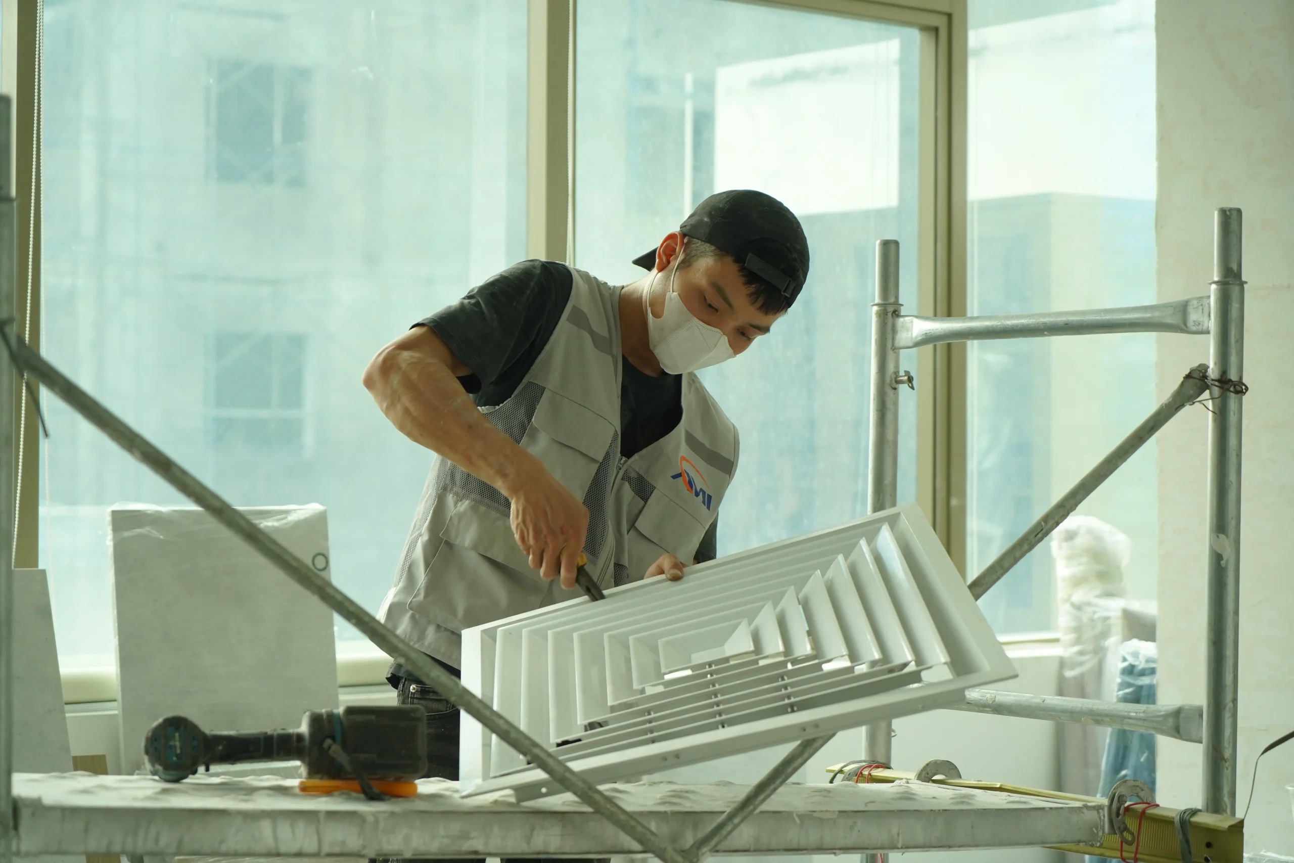 Thi công nội thất tại tòa nhà văn phòng chuyên nghiệp